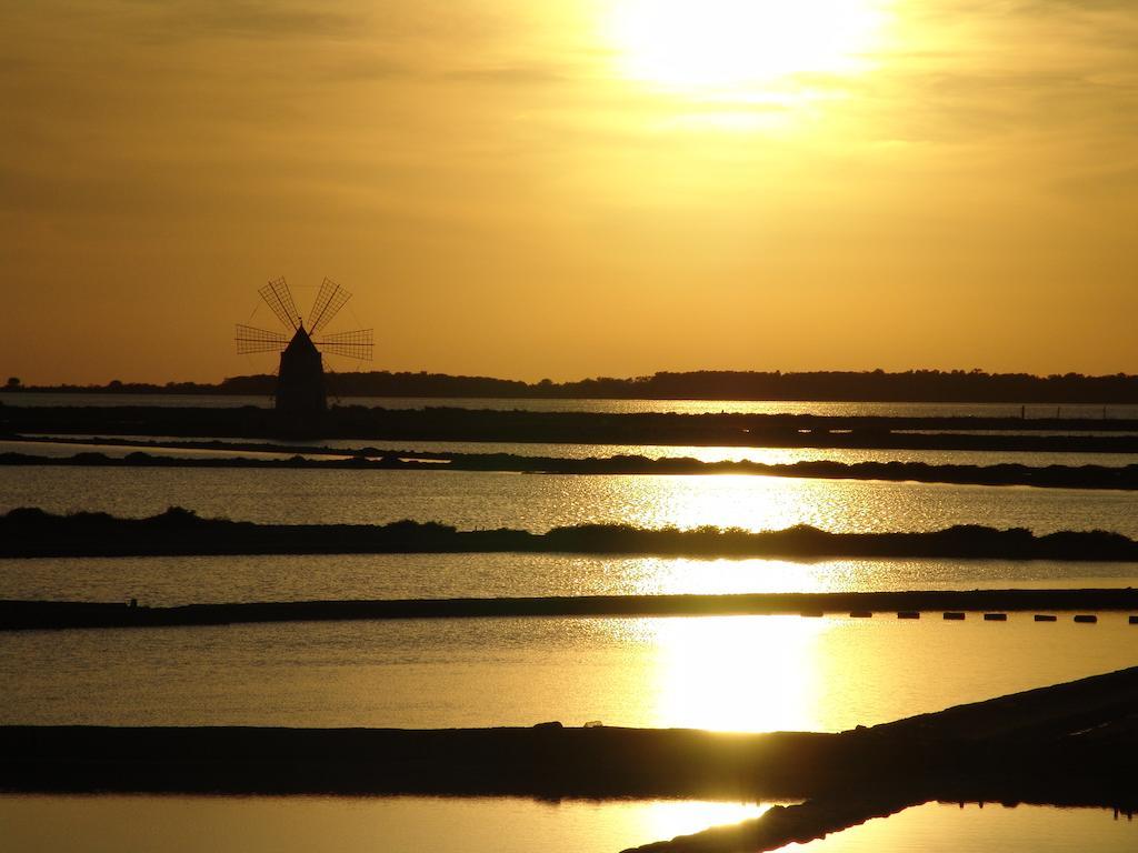 Sunrise Stagnone - Kitesurf Spot Bed and Breakfast Marsala Eksteriør billede