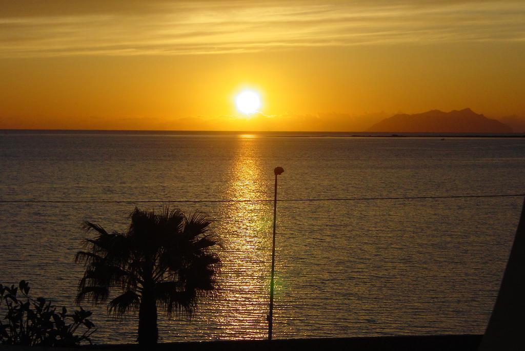 Sunrise Stagnone - Kitesurf Spot Bed and Breakfast Marsala Eksteriør billede